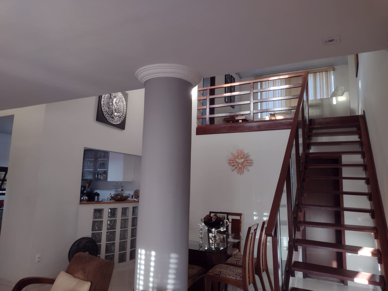 CASA 3/4 TODOS COM SUÍTE