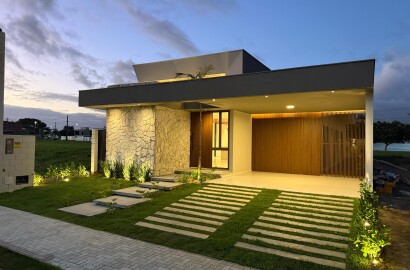 Casa térrea com fachada moderna